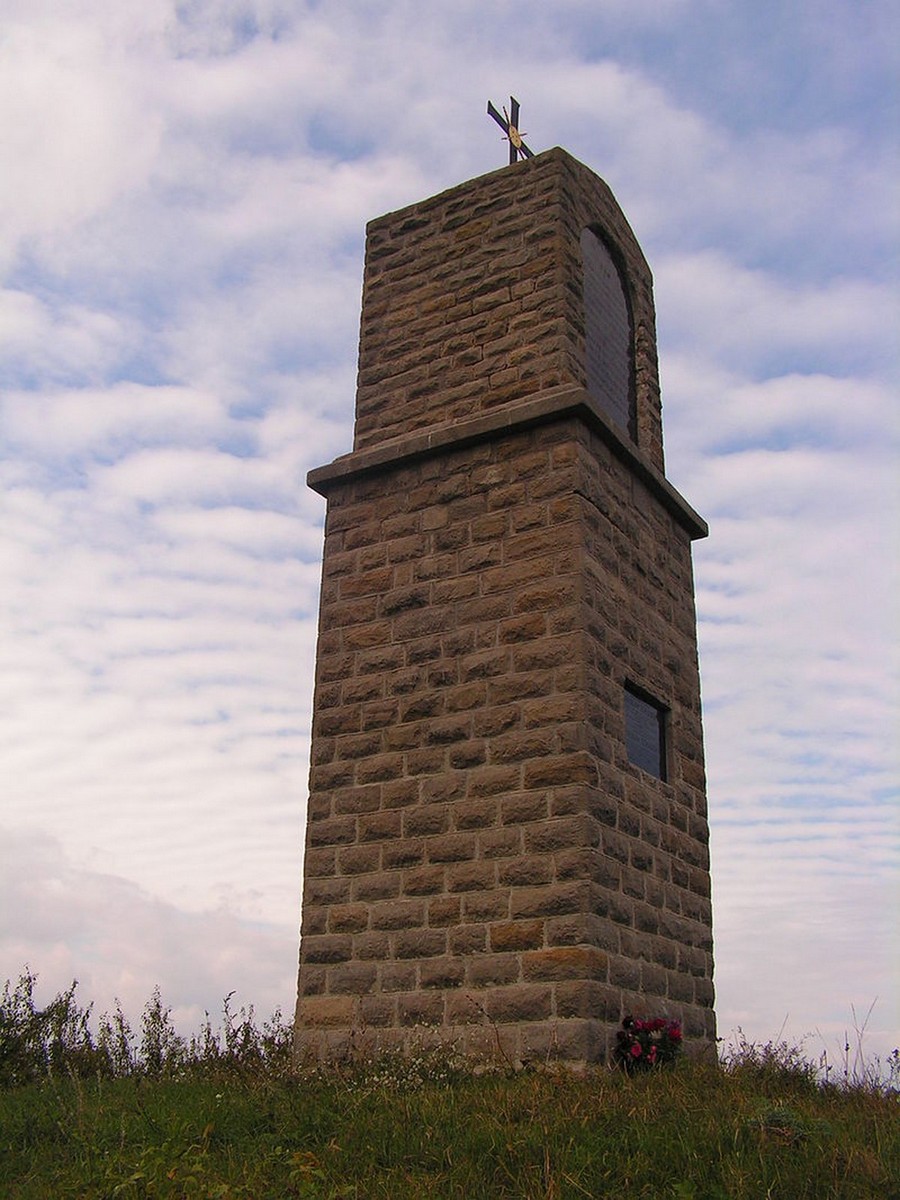Монумент на місці загибелі Жолкевського